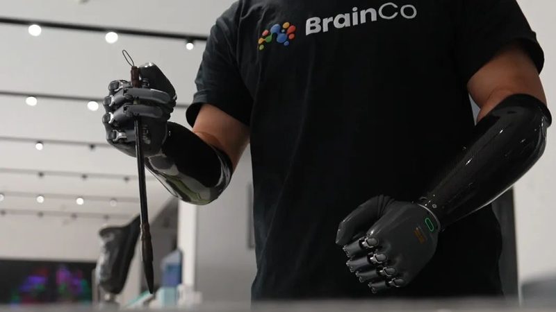 企业数字化改造：设备选型的关键要素解析